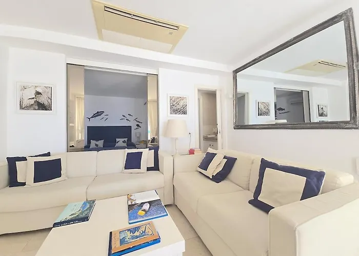 Il Passerotto Feriehus Capri